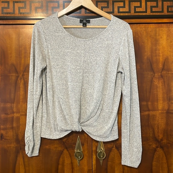I.N. San Francisco Other - I.N. San Francisco Girls/Juniors Size Large casual gray long sleeve sweater
